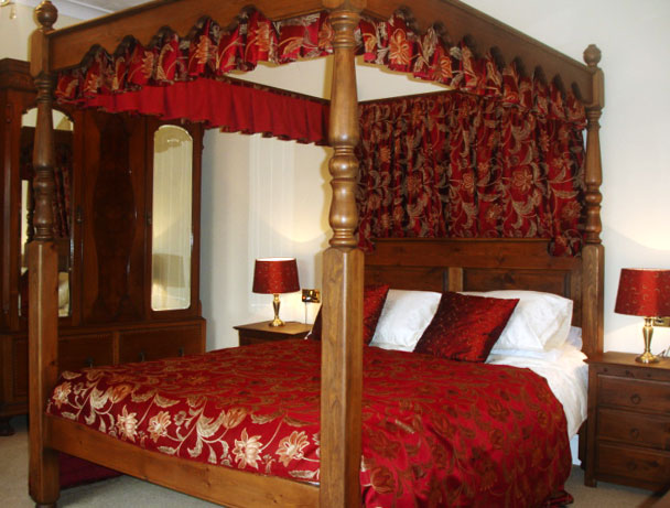 A Four Poster Room