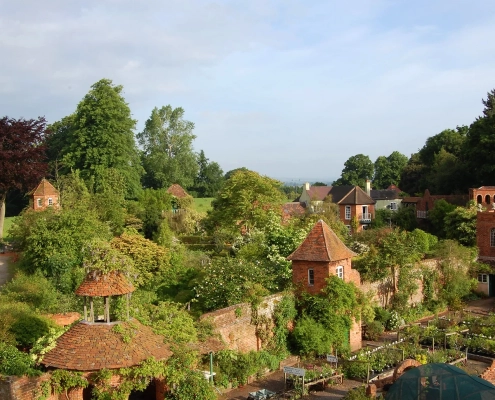 Stone House Cottage Gardens